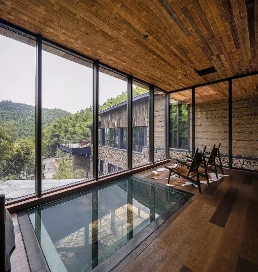 传统构筑工法挖掘</